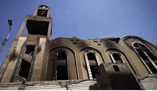 मिस्र के चर्च में लगी भीषण आग, मची भगदड़, हादसे में 41 लोगों की मौत