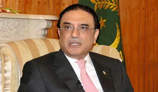 Pakistan: अली जरदारी का इमरान खान पर तंज, सत्ता की लालसा बना रही है उन्हें पागल