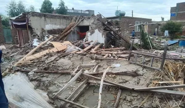 अफगानिस्तान में बारिश से अचानक आई बाढ़ ने मचाई तबाही, 17 लोगों की मौत