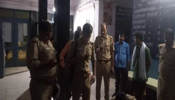 सीतापुर: प्रसन्नाथ महादेव मंदिर में भोलेनाथ का जलाभिषेक करने जा रहे कांवरिया की सड़क हादसे में मौत