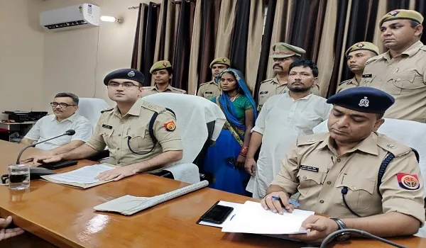 अमरोहा : तांत्रिक के कहने पर संतान की चाहत में चाची ने किए थे मासूम के टुकड़े, गिरफ्तार