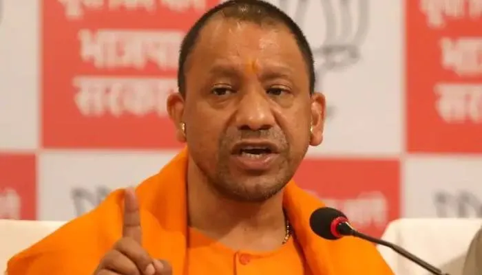 लखनऊ: मुख्यमंत्री योगी को बम से उड़ाने की धमकी देने वाला शख्स राजस्थान से गिरफ्तार