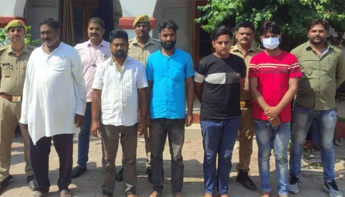 अयोध्या: जाली नोटों की तस्करी करने वाले पांच आरोपी गिरफ्तार, 29 हजार के जाली नोट बरामद