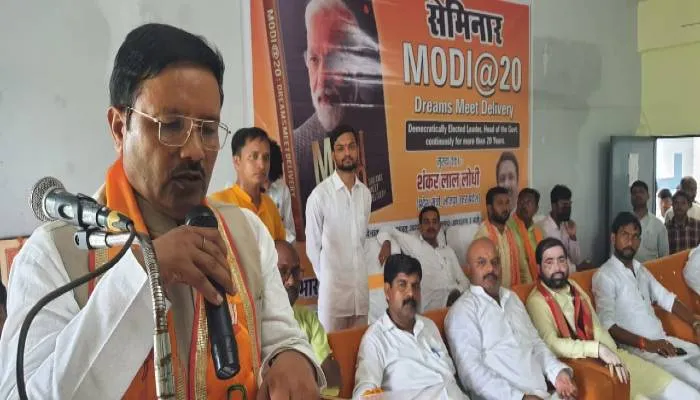 भारतीय संस्कृति को पुनर्जीवित करने में जुटे हैं मोदी: शंकर लाल लोधी