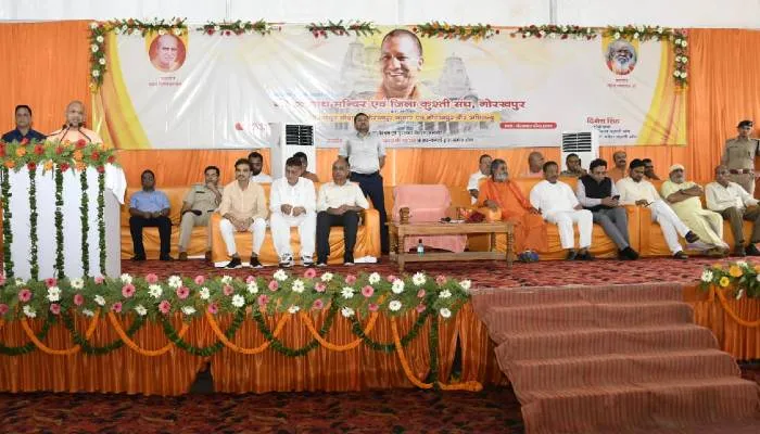 गोरखपुर में बोले सीएम योगी- खेल व खिलाड़ियों के लिये सरकार ने खोल रखा है खजाना