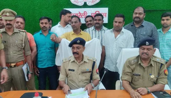 रायबरेली: पुलिस ने किया कार चोर गिरोह का भंडाफोड़, 31 कार बरामद, छह चोर गिरफ्तार