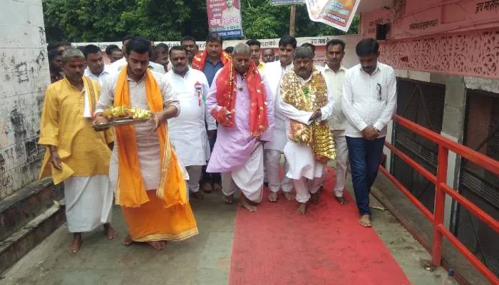 अयोध्या: मां कामख्या धाम पर अब फ्री वाई-फाई सुविधा, विनय कटियार व विधायक ने किया लोकार्पण