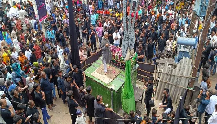 रायबरेली: पूरे जिले में निकला यौम-ए-आशूरा का जुलूस, जगह- जगह हुआ मातम