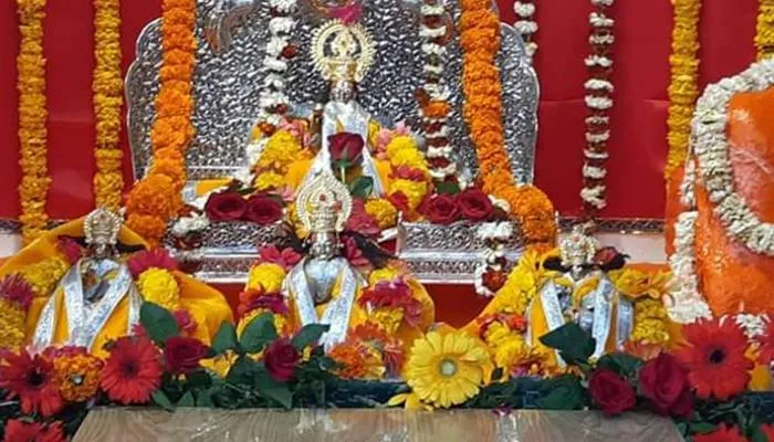 अयोध्या: अब एक घंटे और अधिक दर्शन देंगे रामलला, सावन झूला मेले में पहुंचे श्रद्धालुओं को देखते हुए बढ़ाया गया समय