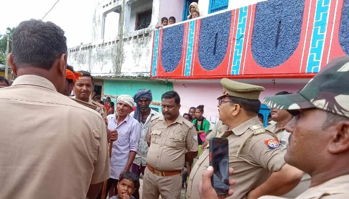 बहराइच: दो पक्षों के बीच जमकर चले ईंट-पत्थर, महिला समेत छह लोग हुये जख्मी