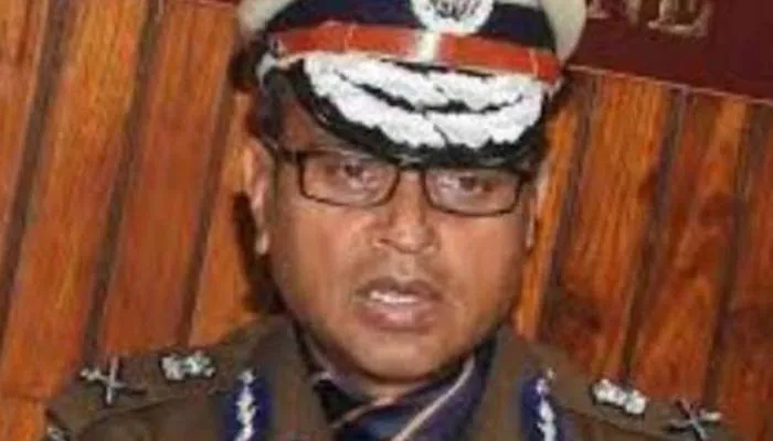 जनता ने तीन बार किया नापसंद तो जाएगी थानेदारी: एडीजी जोन
