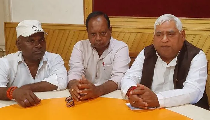 बरसात न होने से किसान परेशान, यूपी को तत्काल सूखाग्रस्त घोषित करे योगी सरकार: अवधेश प्रसाद