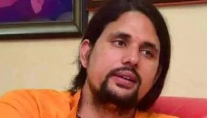प्रयागराज: आनंद गिरि की जमानत अर्जी पर सुनवाई टली, 25 अगस्त को होगी सुनवाई
