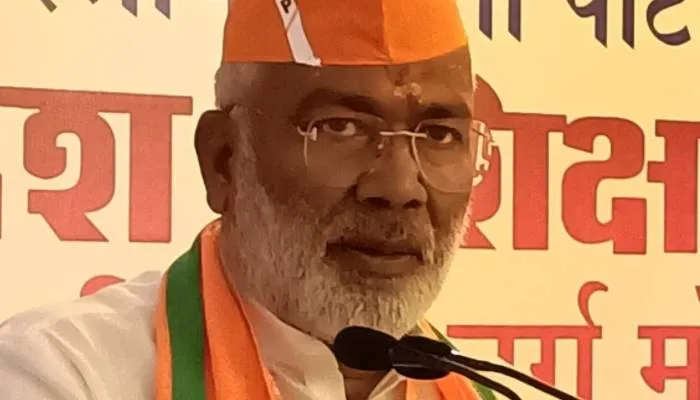 संवाद, सम्पर्क एवं प्रवास संगठन को मजबूत बनाने के आधार: स्वतंत्र देव सिंह