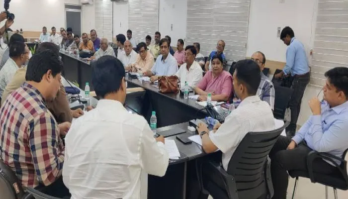 कानपुर: जिला उद्योग बंधु की बैठक में बोले उमंग अग्रवाल- नर्सिंग होम को भी एमएसएमई की सुविधाएं प्राप्त हो