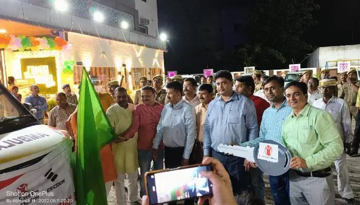 बहराइच: जिले को मिली चार अत्याधुनिक जीवन रक्षक एंबुलेंस