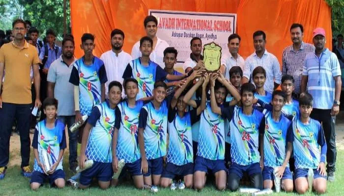 अयोध्या: सनबीम स्कूल को हराकर अवध इंटरनेशनल ने किया फुटबॉल चैंपियनशिप पर कब्जा