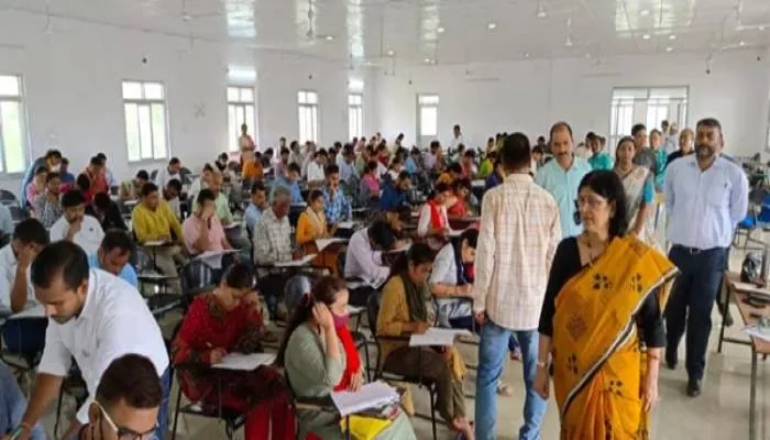 प्रयागराज: राजर्षि टंडन मुक्त विश्वविद्यालय में 69 प्रतिशत अभ्यर्थियों ने दी पीएचडी की प्रवेश परीक्षा