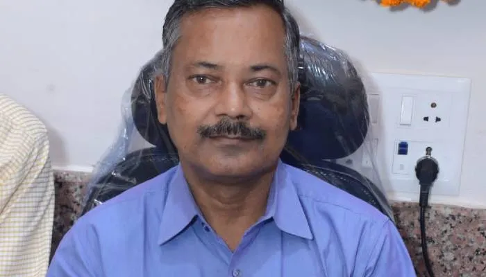 छावनी के वार्डों का नगर निगम में विलय की संभावना बरकरार : लखन ओमर