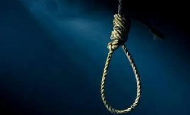 शाहजहांपुर: जानवराें ने कर दी फसल नष्ट तो युवक ने फंदे पर लटकर कर दी जान
