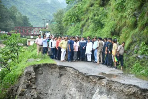 उत्तराखंड: आपदा का करेंगे मजबूती से मुकाबला, जरूरत पर लेंगे सेना की मदद : मुख्यमंत्री धामी