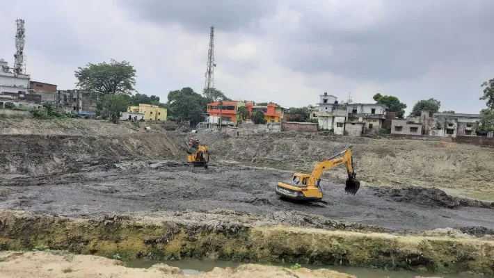 अयोध्या : निगम में शामिल नए 41 गांवों की जमीन पर भू-माफिया ने लगायी निगाहें, गठजोड़ से करेंगे बड़ा खेल
