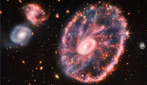 अंतरिक्ष में दिखा अद्भुत नजारा, NASA के जेम्स वेब टेलीस्कोप ने ली शानदार तस्वीर