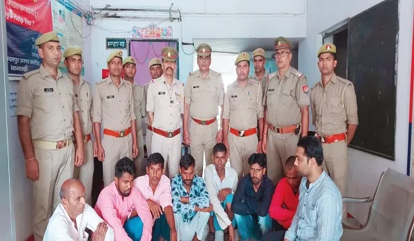 अमरोहा गोवंश मौत मामले में आठ लोग गिरफ्तार, आरोपी ताहिर पर 25 हजार का इनाम घोषित