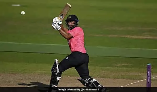 Royal London Cup : चेतेश्वर पुजारा की तूफानी पारी, एक ओवर में जड़े 22 रन, ठोका ताबड़तोड़ शतक…देखें VIDEO