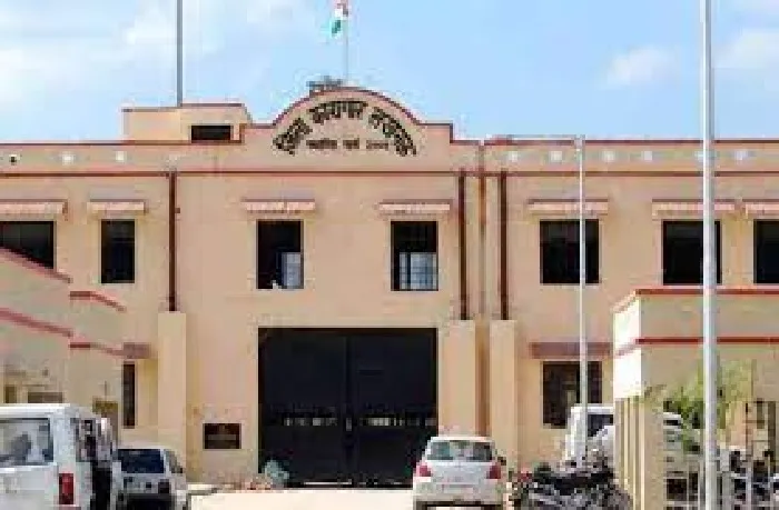 लखनऊ : स्वतंत्रता दिवस पर दो कैदियों को मिली रिहाई…पढ़ें पूरी खबर