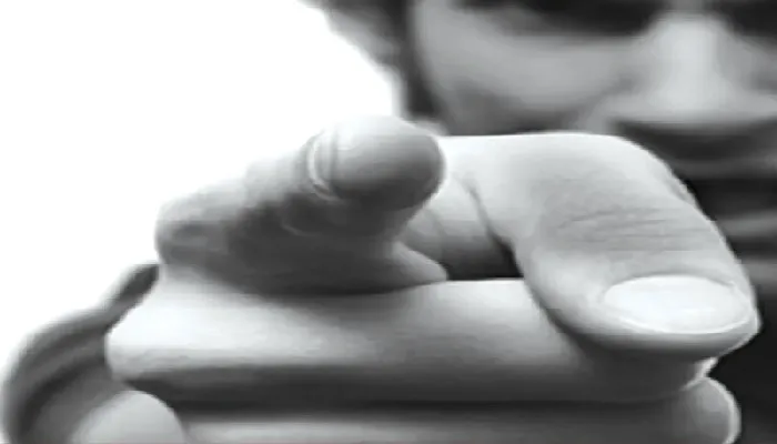 लखनऊ : मुकदमा वापस ले लो, वरना तुम्हारे परिवार को जान से मार दिया जाएगा…