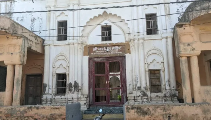 अयोध्या में नरसिंह मंदिर के सामने भोर में हुए दो धमाके, मचा हड़कंप