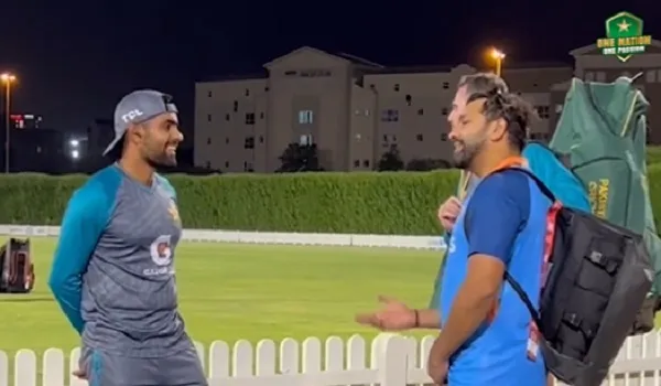 Asia Cup 2022 : रोहित शर्मा ने बाबर आजम से कहा- भाई शादी कर लो, शर्माते हुए पाक कप्तान ने दिया ये जवाब