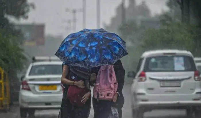 लखनऊ: बारिश ने उमस भरी गर्मी से दिलाई राहत