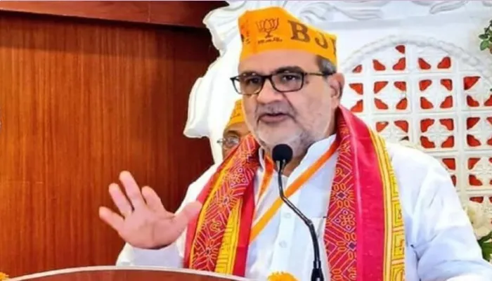 लखनऊ: प्रदेश अध्यक्ष भूपेन्द्र सिंह चौधरी ने मंत्री पद से दिया इस्तीफा