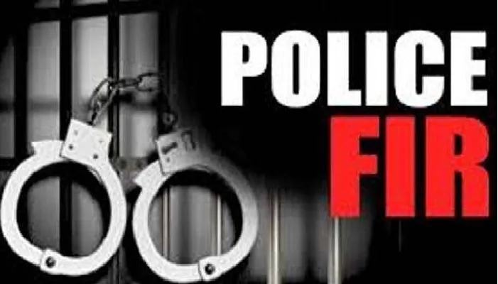लखनऊ : दरवाजा खोलने गई महिला को हेलमेट से पीटा