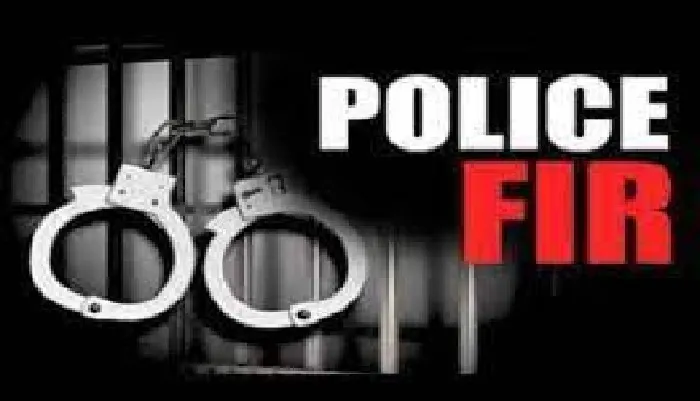 लखनऊ: नशेबाज युवकों ने युवती पर ब्लेड से किया हमला, गुस्से में फूंकी दी स्कूटी…जानें पूरा मामला