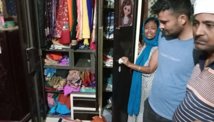रायबरेली: जगतपुर कस्बे के दो घरों से लाखों की चोरी, FIR दर्ज