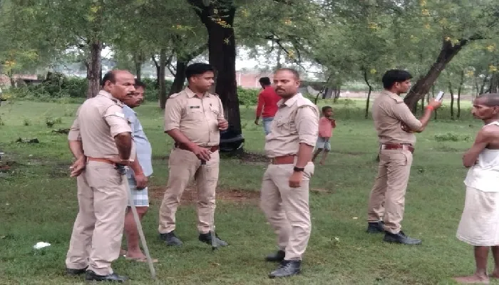 बहराइच : बुजुर्ग की धारदार हथियार से गला रेतकर हत्या