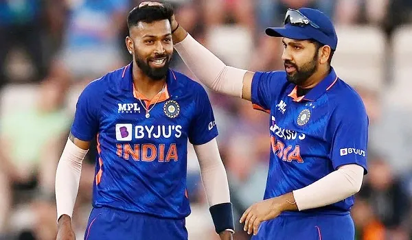 Asia Cup 2022 : 17 गेंद, 33 रन और तीन विकेट लेकर पाकिस्तान टीम पर अकेले भारी पड़े हार्दिक पांड्या, रोहित शर्मा ने तारीफ में पढ़े कसीदे