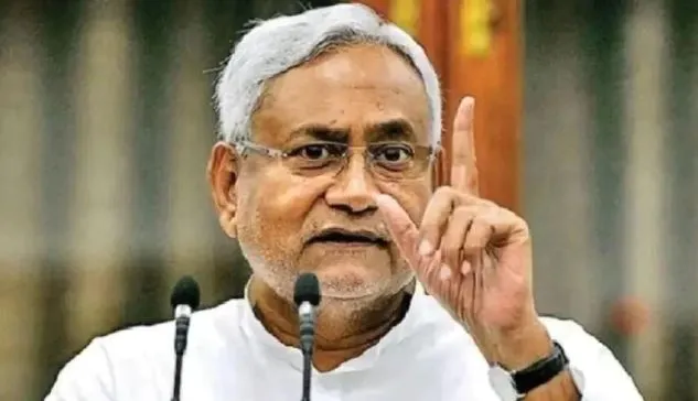 सियासी सफलता की पलटी मारने में माहिर नितीश कुमार, हर बार LS चुनाव से पहले जागती है अंतरात्मा
