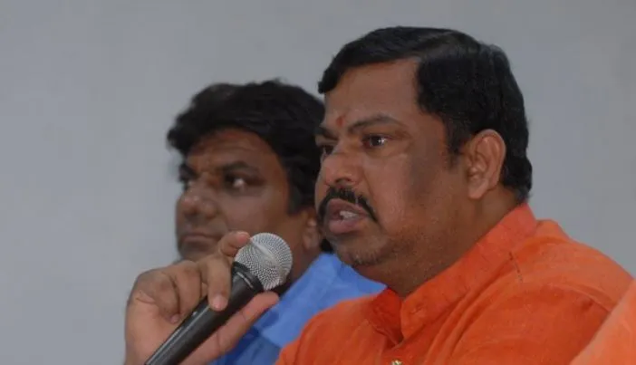 BJP विधायक टी. राजा सिंह को पुलिस ने हिरासत में लिया, पैगंबर मोहम्मद के खिलाफ अपमानजनक बयान देने का आरोप