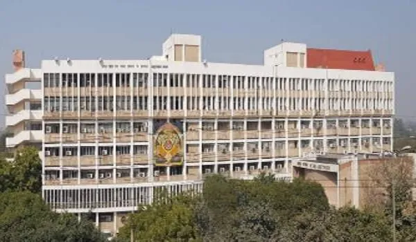 सीसीआरएएस आयुर्वेद छात्रों के प्रोत्साहन के लिए आया आगे, शोध के लिए मिलेंगे अब 50 हजार रुपए