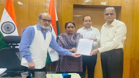 देहरादून: विधानसभा भर्ती मामले में तीन सदस्यीय समिति ने विधानसभा अध्यक्ष को सौंपी जांच रिपोर्ट
