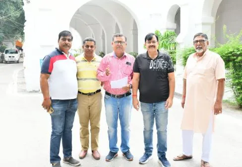 बरेली: दशहरा रामलीला धार्मिक सेवा समिति की मेला ग्राउंड की मांग, दिया ज्ञापन