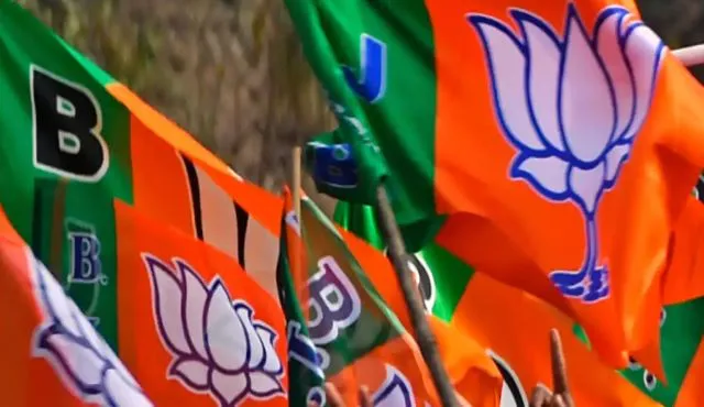 शराब घोटाले मामले में बीजेपी ने साधा निशाना, कहा- मुद्दे से भटका रही AAP