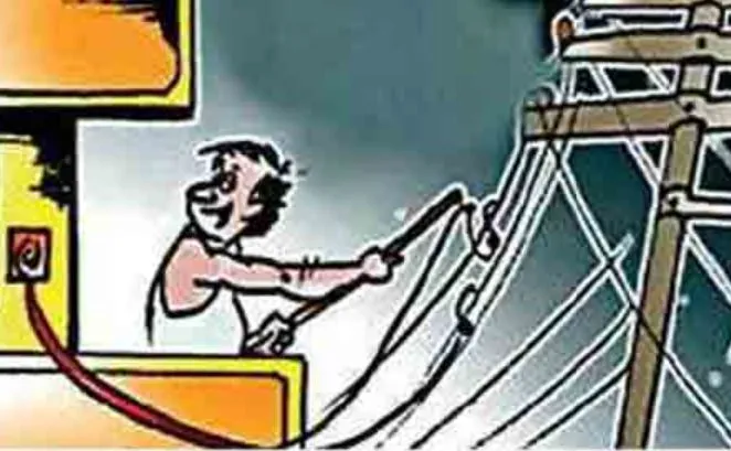 बरेली: चौपुला में छह लोग बिजली चोरी करते पकड़े, रिपोर्ट दर्ज