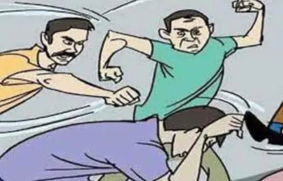 बरेली: प्रॉपर्टी के बंटवारे को लेकर आलमगिरी गंज में भाइयों में मारपीट, बाजार में अफरा-तफरी का माहौल