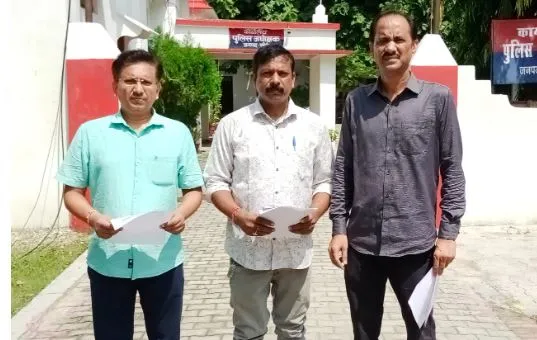 लखीमपुर-खीरी: जटपुरवा के पास बदमाशों ने मेडिकल एजेंसी के सेल्समैन से लूटे 95 हजार रुपए
