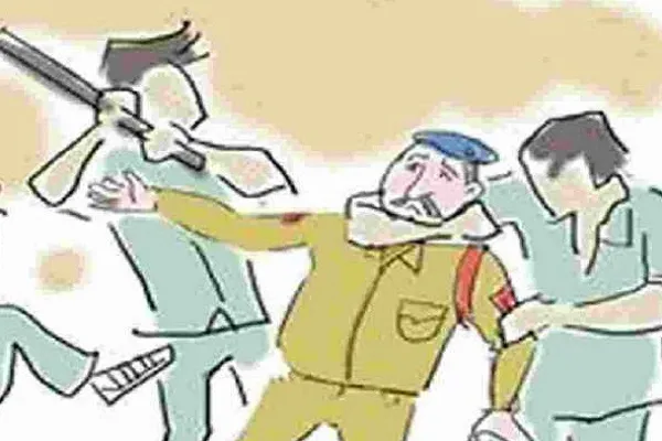 मुरादाबाद : बुलेट सवार बदमाशों ने सिपाहियों पर बोला हमला, तीन गिरफ्तार…एक की तलाश जारी